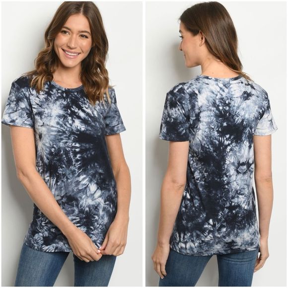 LilyandGypsy Tops - 🆕Blue tie dye tee